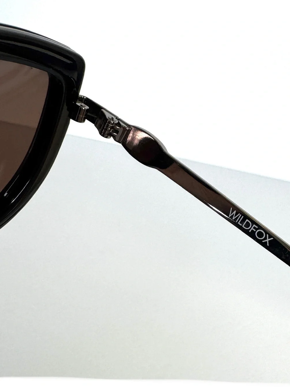 WILDFOX Chaton Mirrored Sunglasses Black Blue